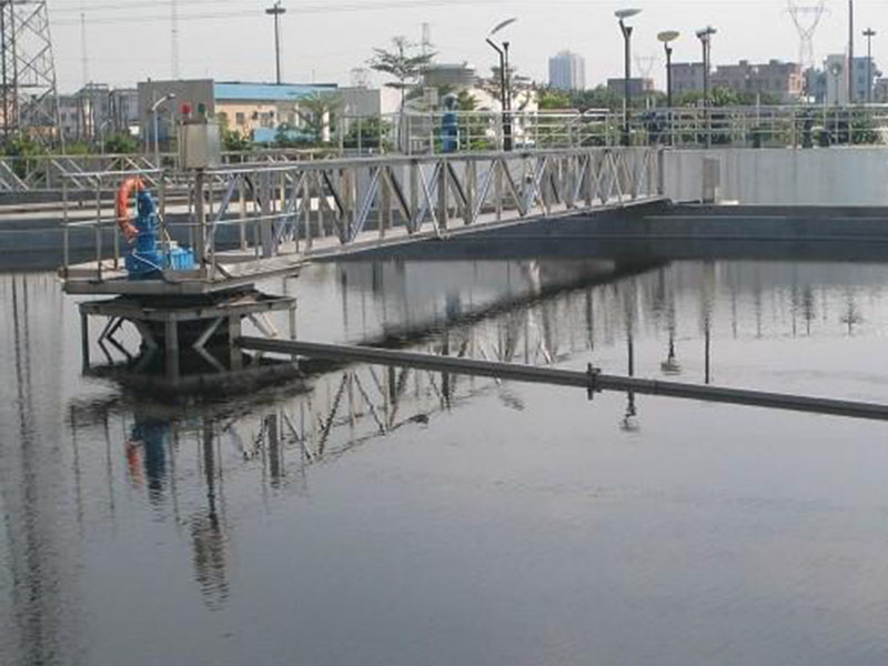 周邊傳動刮泥機